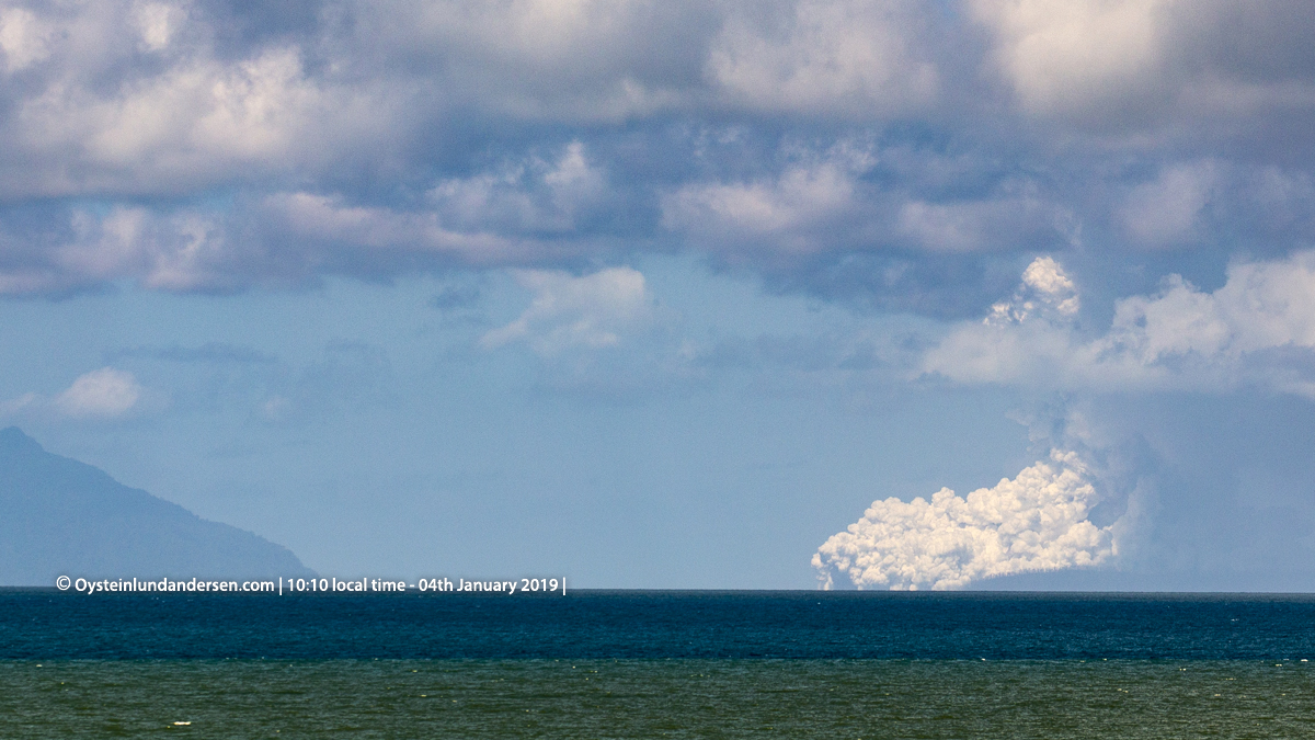 Krakatau volcano Krakatoa Anak-Krakatau 2019 Hydro Surtseyan eruption Indonesia Sunda