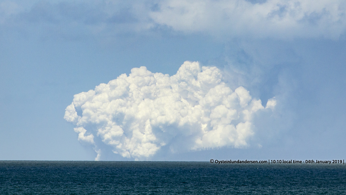 Krakatau volcano Krakatoa Anak-Krakatau 2019 Hydro Surtseyan eruption Indonesia Sunda