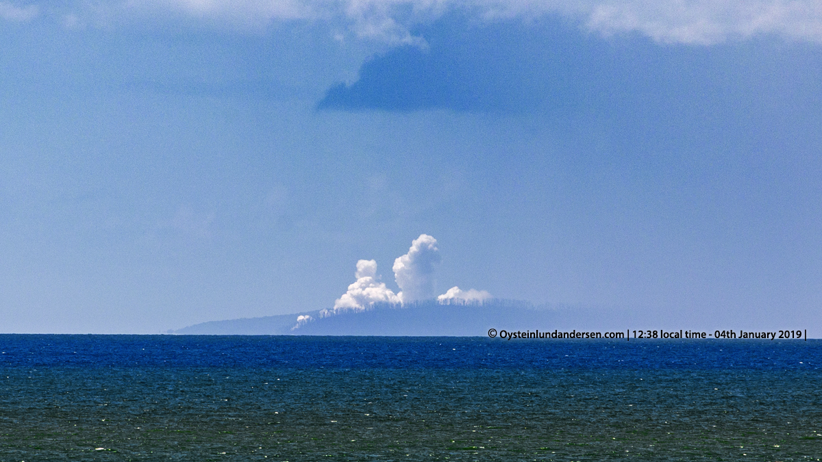 Krakatau volcano Krakatoa Anak-Krakatau 2019 Hydro Surtseyan eruption Indonesia Sunda