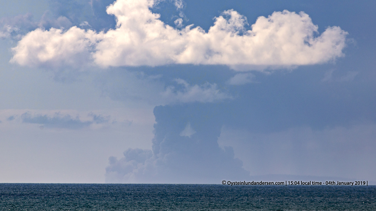 Krakatau volcano Krakatoa Anak-Krakatau 2019 Hydro Surtseyan eruption Indonesia Sunda