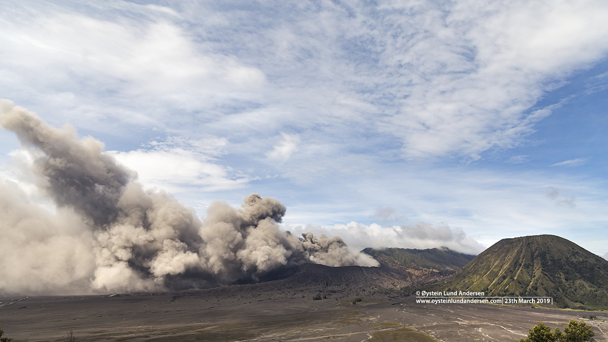 Bromo eruption march 2019 tengger drone