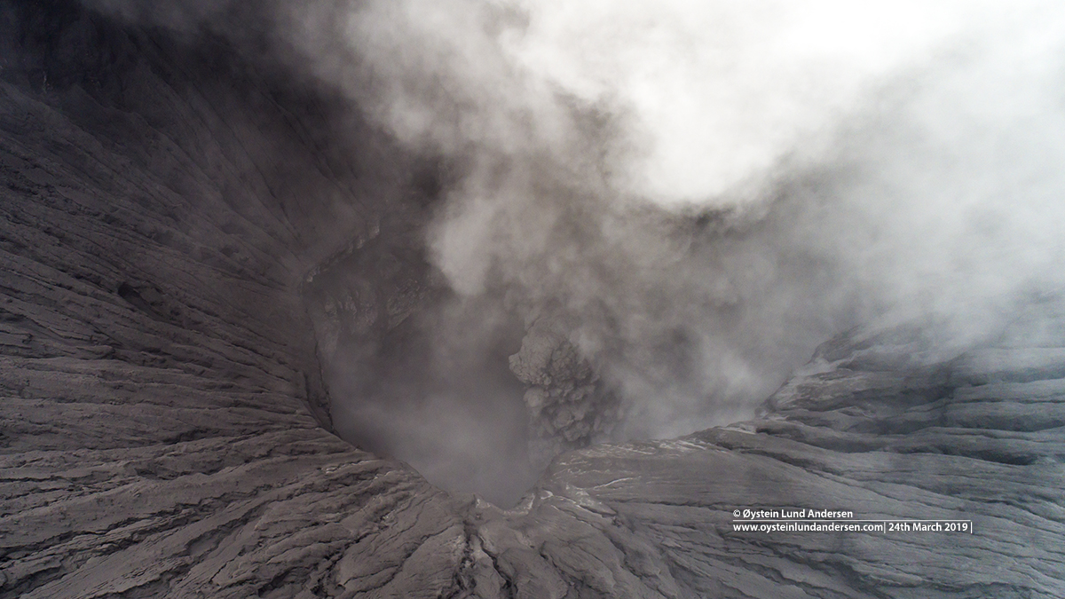 Bromo eruption march 2019 tengger drone