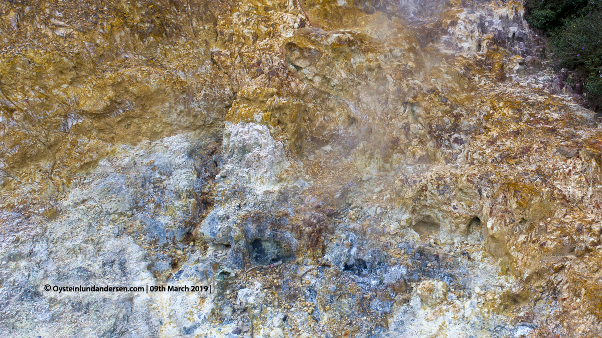 Kawah Karaha Bodas Fumarole Java Indonesia 2019