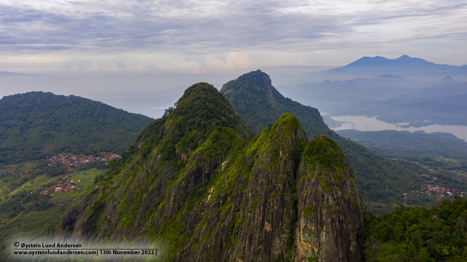 Parang lava dome, jatilihur, sanggabuana, indonesia