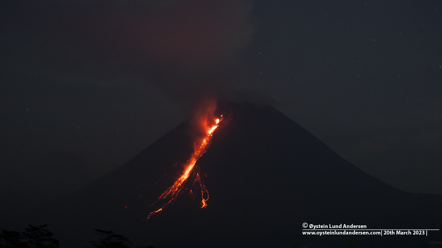 Merapi volcano, rockfall, lava avalanche, 2023