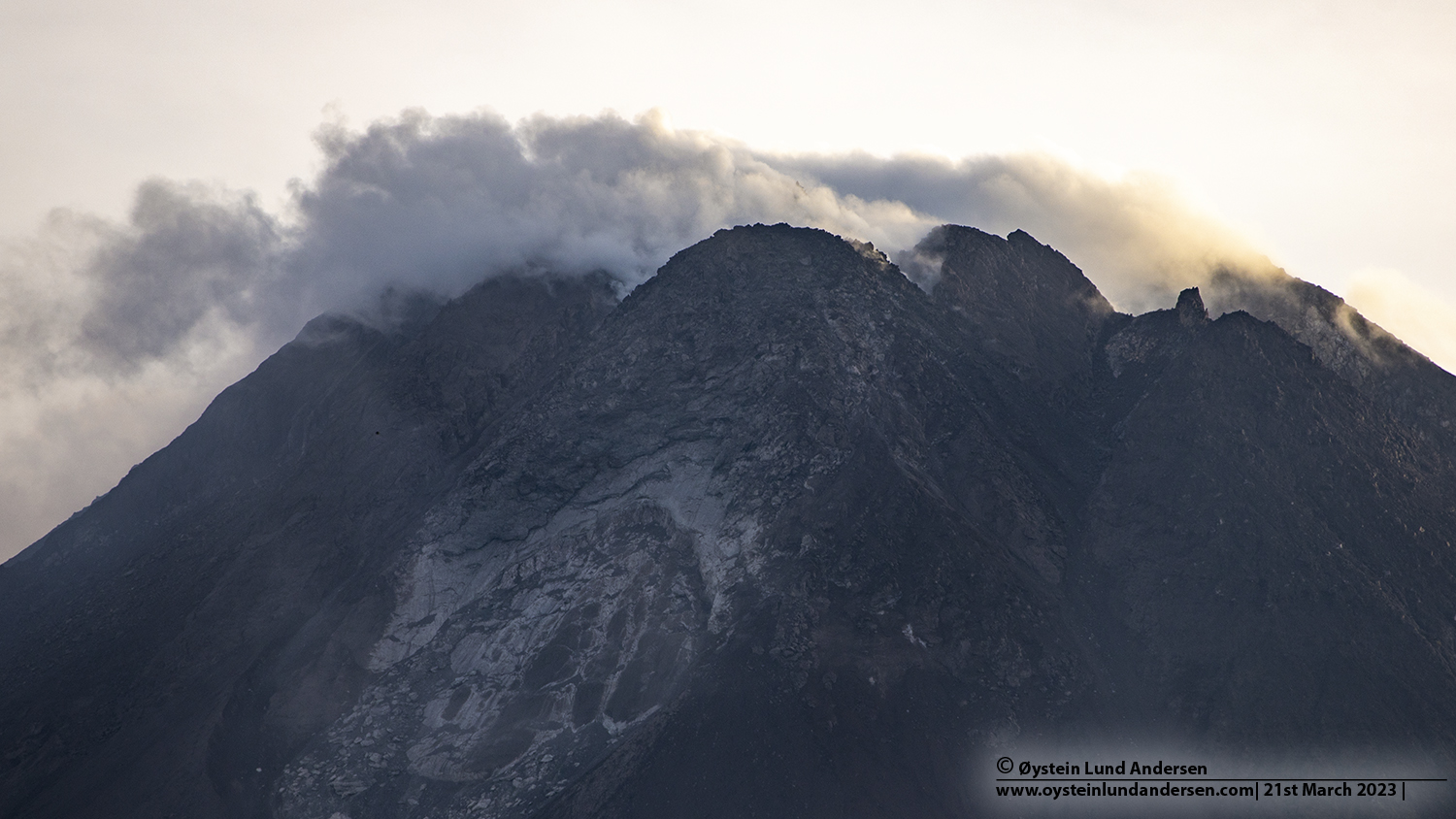 Merapi volcano, rockfall, lava avalanche, 2023