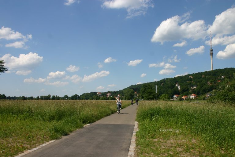 14377217517_8aa53b9119_k