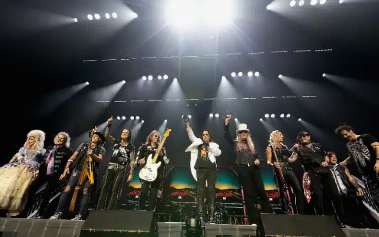 Ein Abend für die Ewigkeit: Die Original Alice Cooper Band und Johnny Depp ehren Ozzy Osbourne!