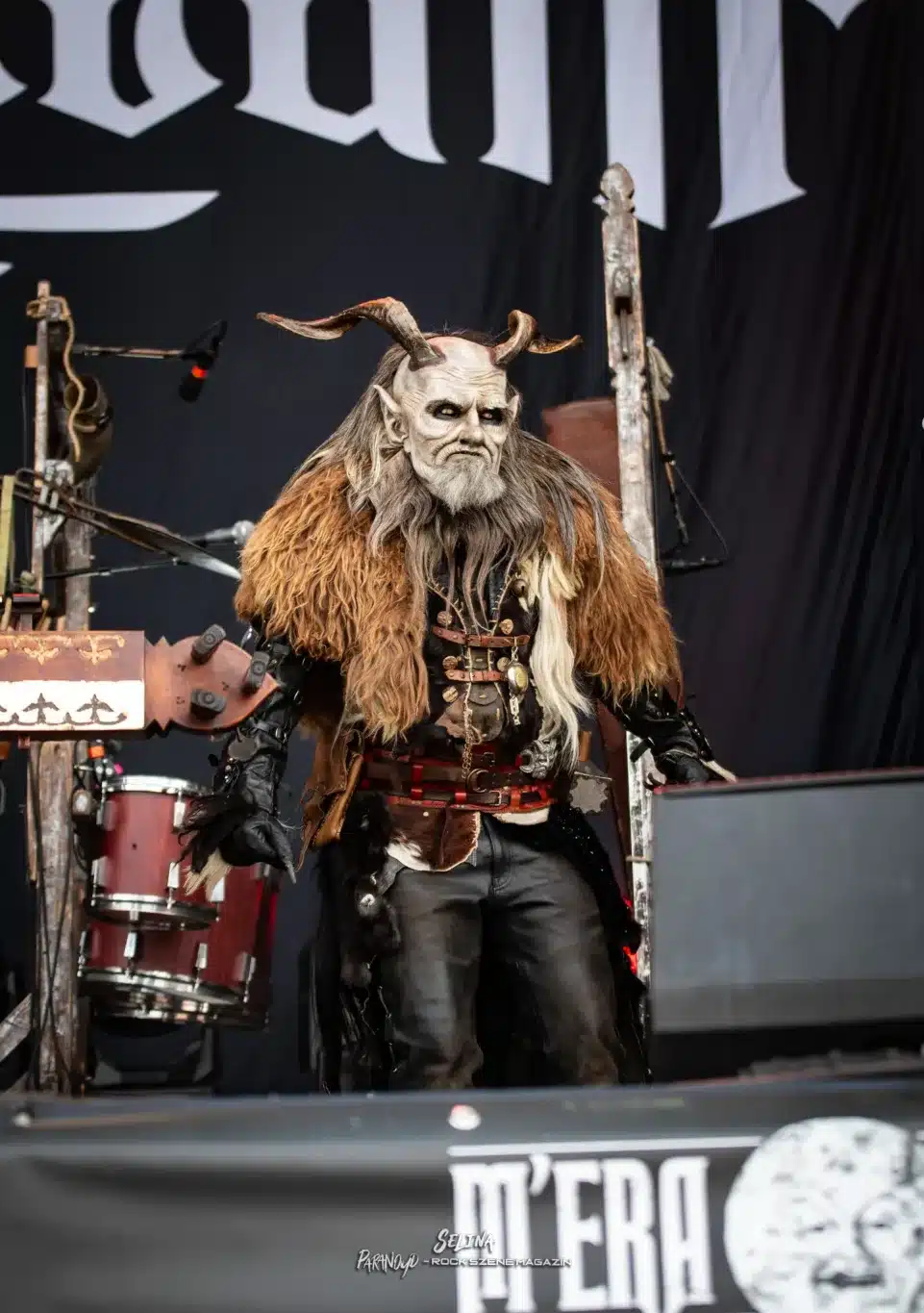 corvus corax mera luna 2025