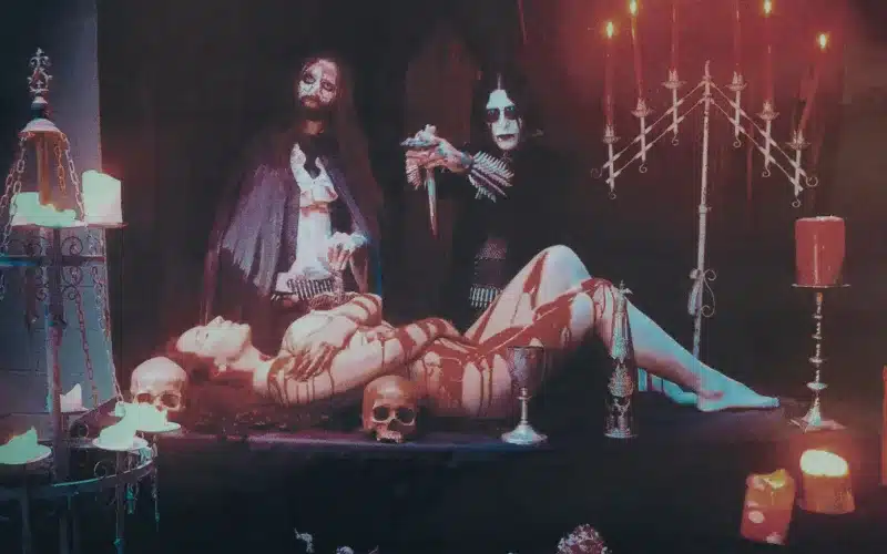 Worm, Blackheart, Necropalace, Paranoyd Magazin