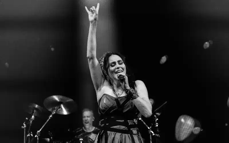 Within Temptation, Ice Queen, Mother Earth, Symphonic Metal, Akustikversion, Jubiläum, Sharon den Adel, Paranoyd
