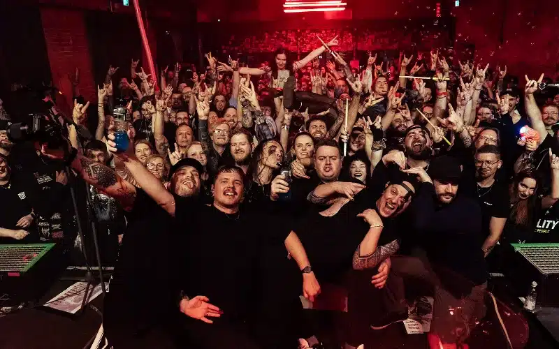 Leyka reißt das Kesselhaus ab: Ein triumphaler „Years End Bash“ mit Tränen und Triumph