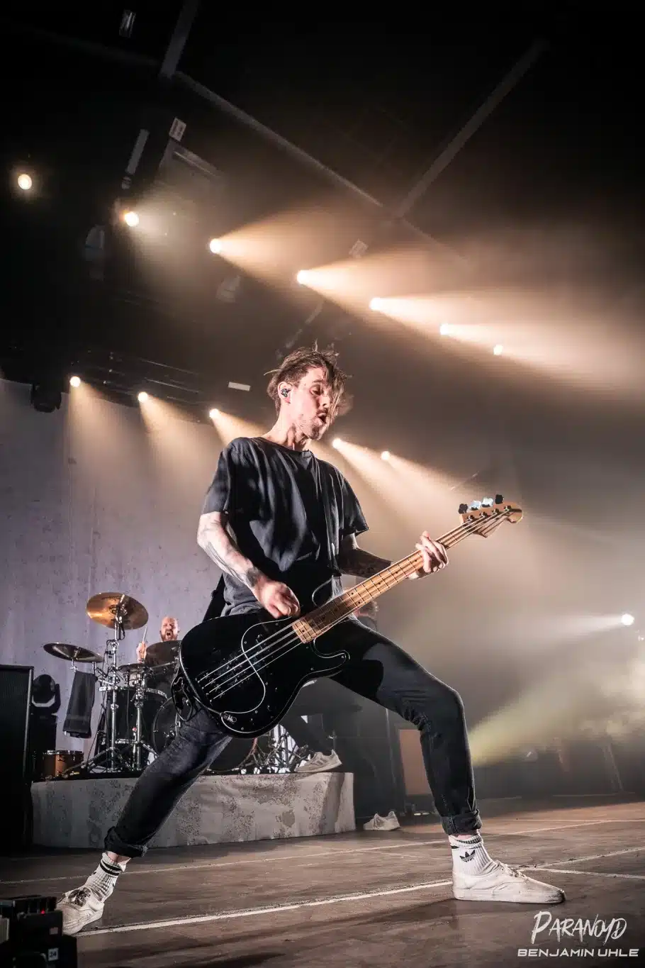 Fjørt bei der Show live auf der Bühne beim Konzert in Wiesbaden © Benjamin Uhle