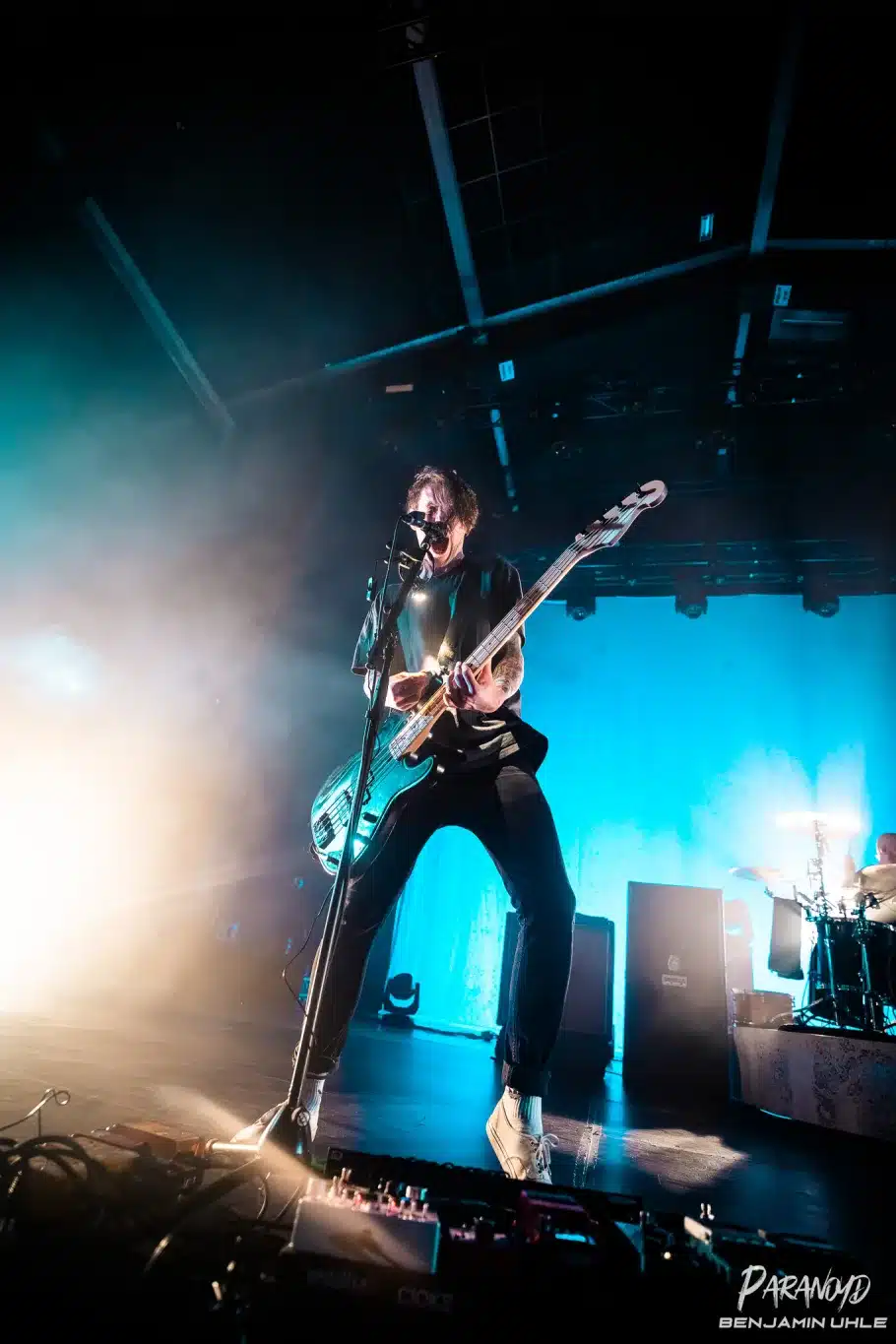 Fjørt im Scheinwerferlicht beim Konzert beim Konzert in Wiesbaden © Benjamin Uhle