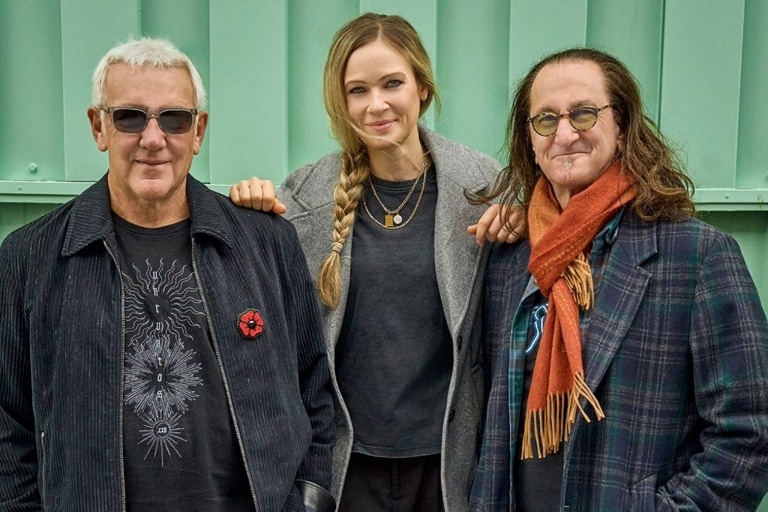 Rush: Geddy Lee schwärmt von Anika Nilles