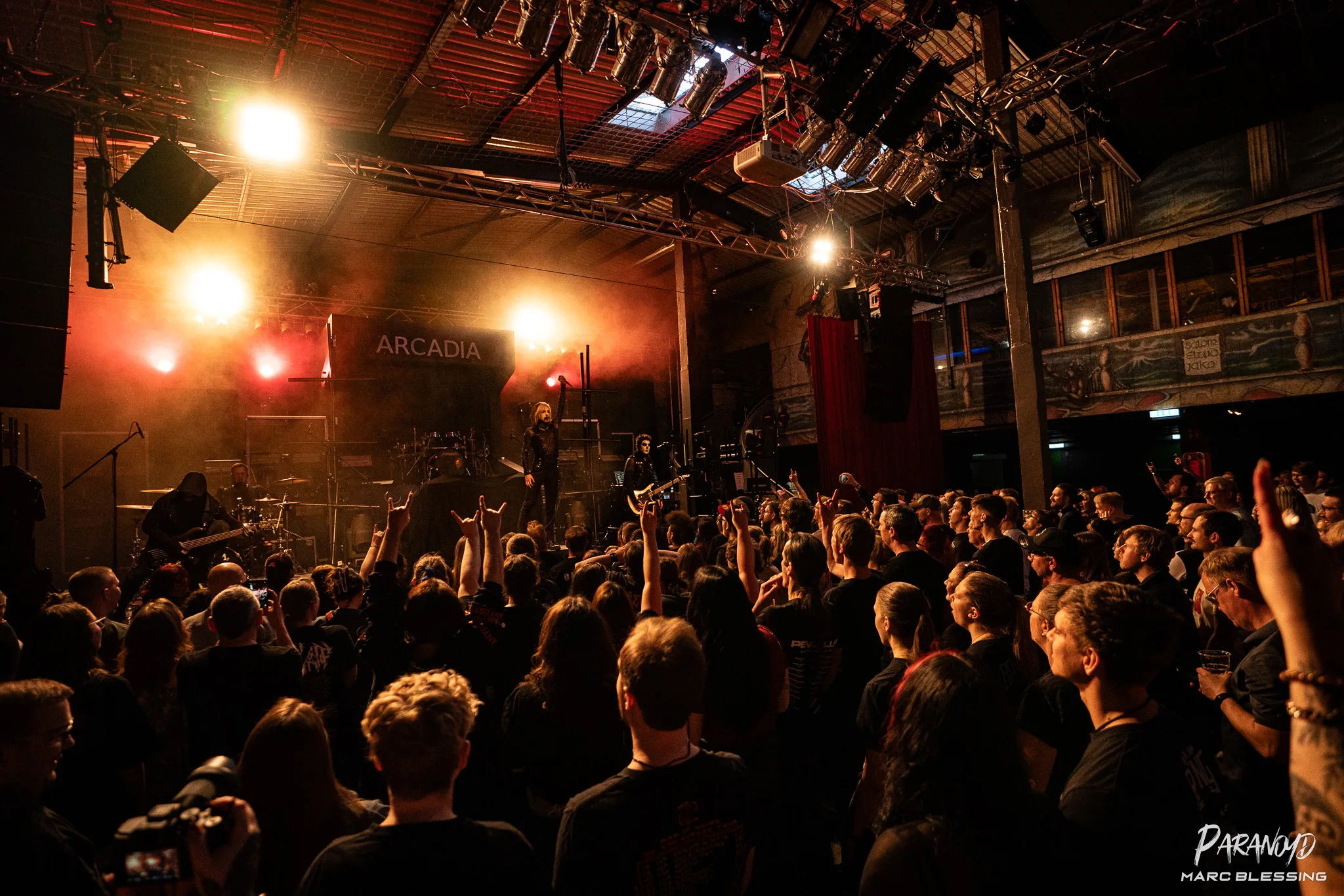 Smash Into Pieces im Scheinwerferlicht © Marc Blessing