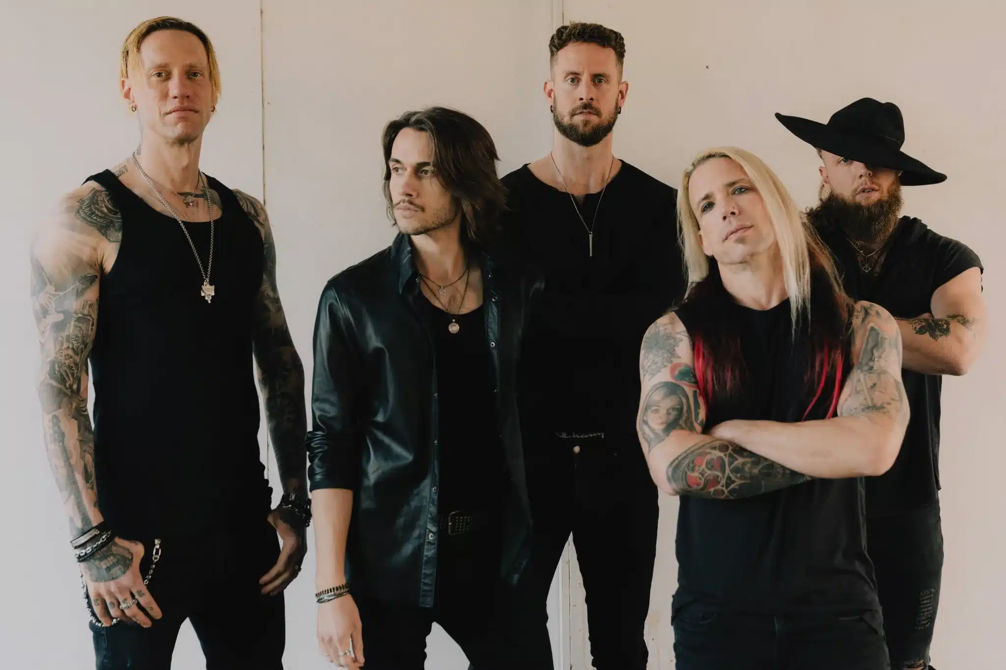 Velvet Chains, Dead In The Head, Paranoyd Magazin