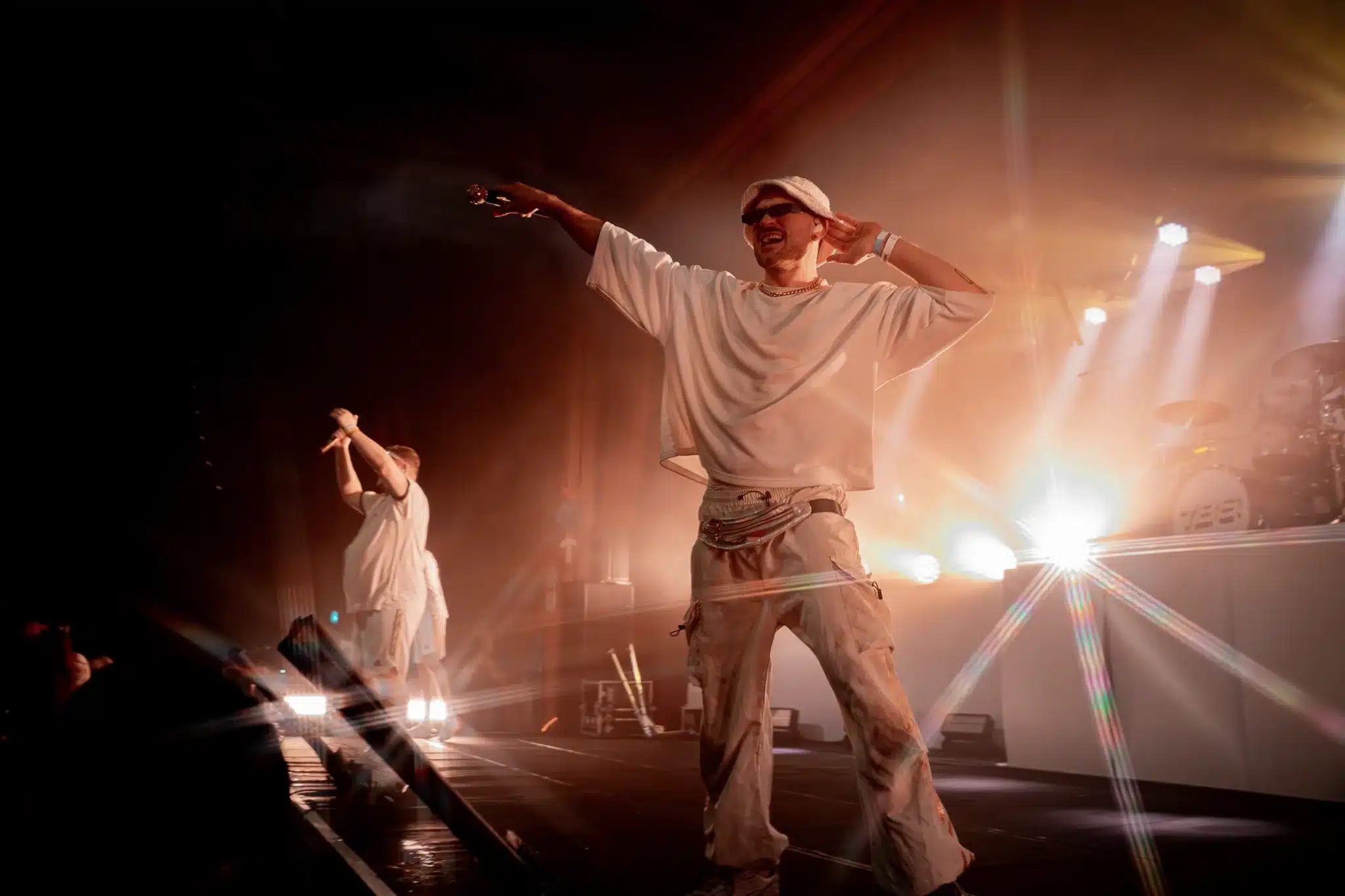 Easter Cross Festival bei der Show im Scheinwerferlicht © Sarah Edwards