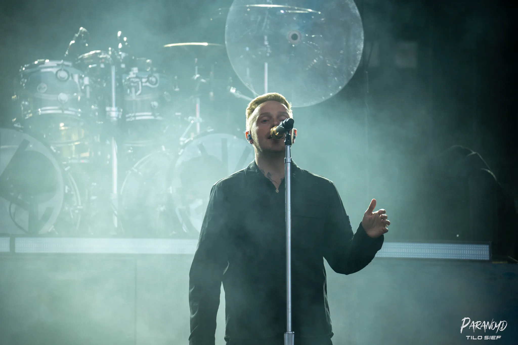 Architects live auf der Bühne beim Konzert in Park © Tilo Sief