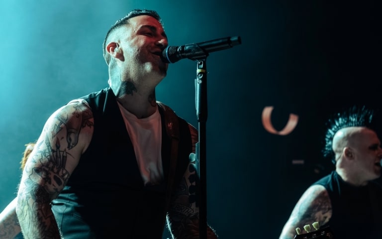 Broilers vor begeistertem Publikum © Kevin Richter