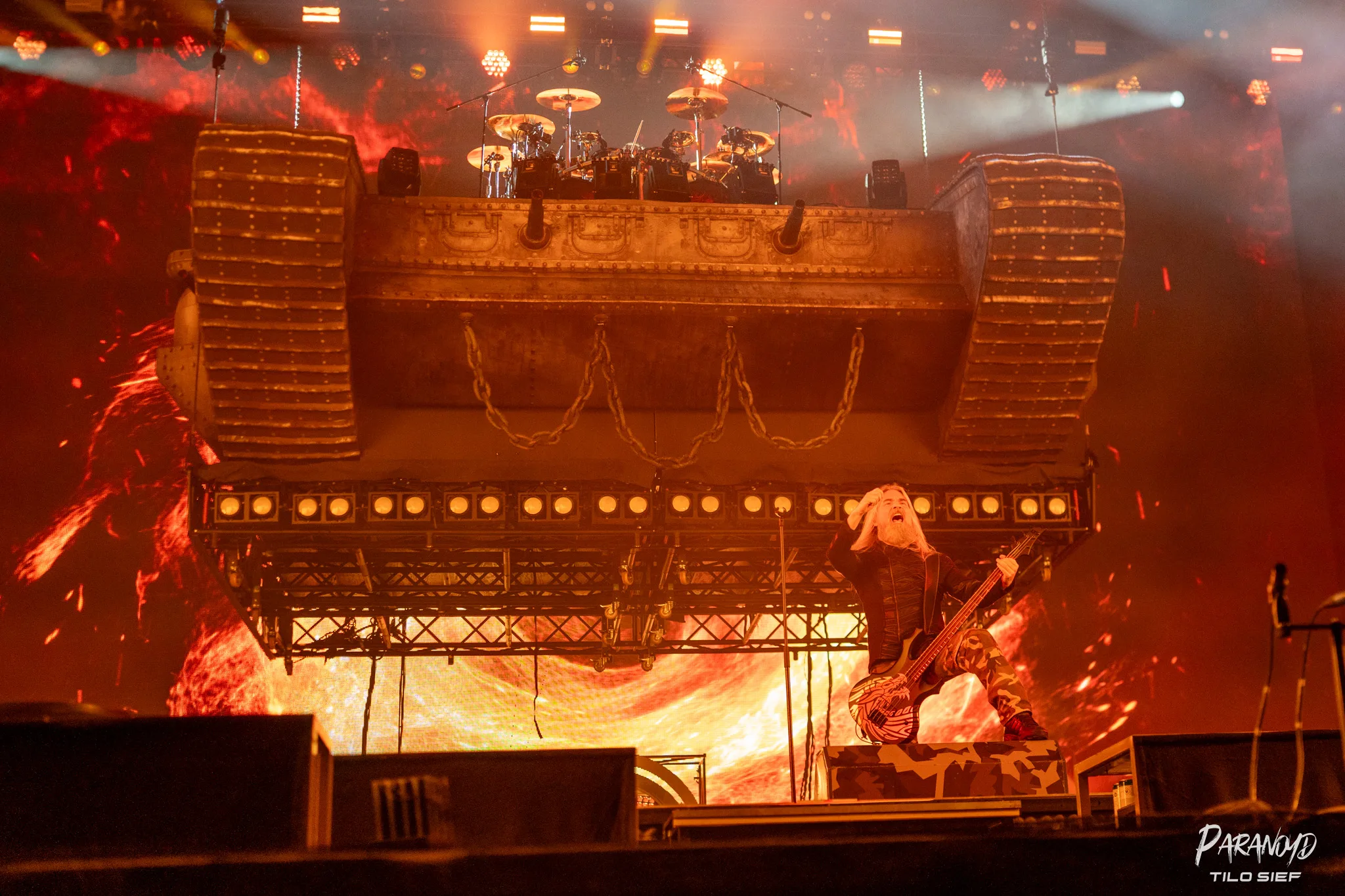 Rock bei der Show im Scheinwerferlicht © Tilo Sief