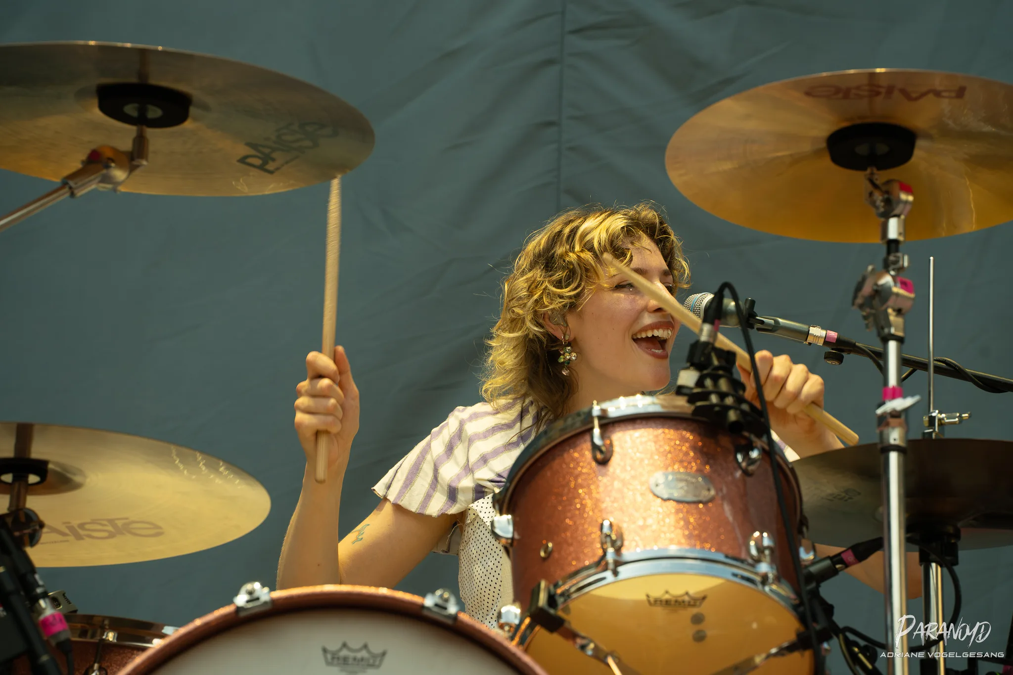 Kraftklub vor begeistertem Publikum beim Konzert beim Konzert in Dresden © Adriane Vogelgesang