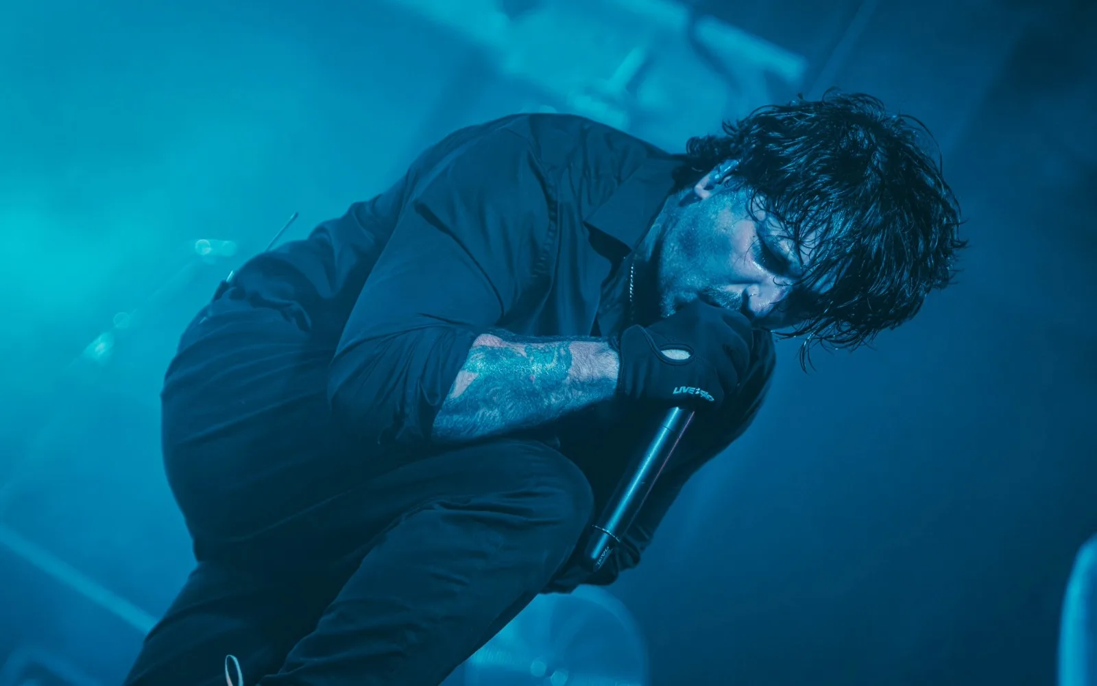 Bury Tomorrow vor begeistertem Publikum beim Konzert beim Konzert in Karlsruhe © Sarah Edwards