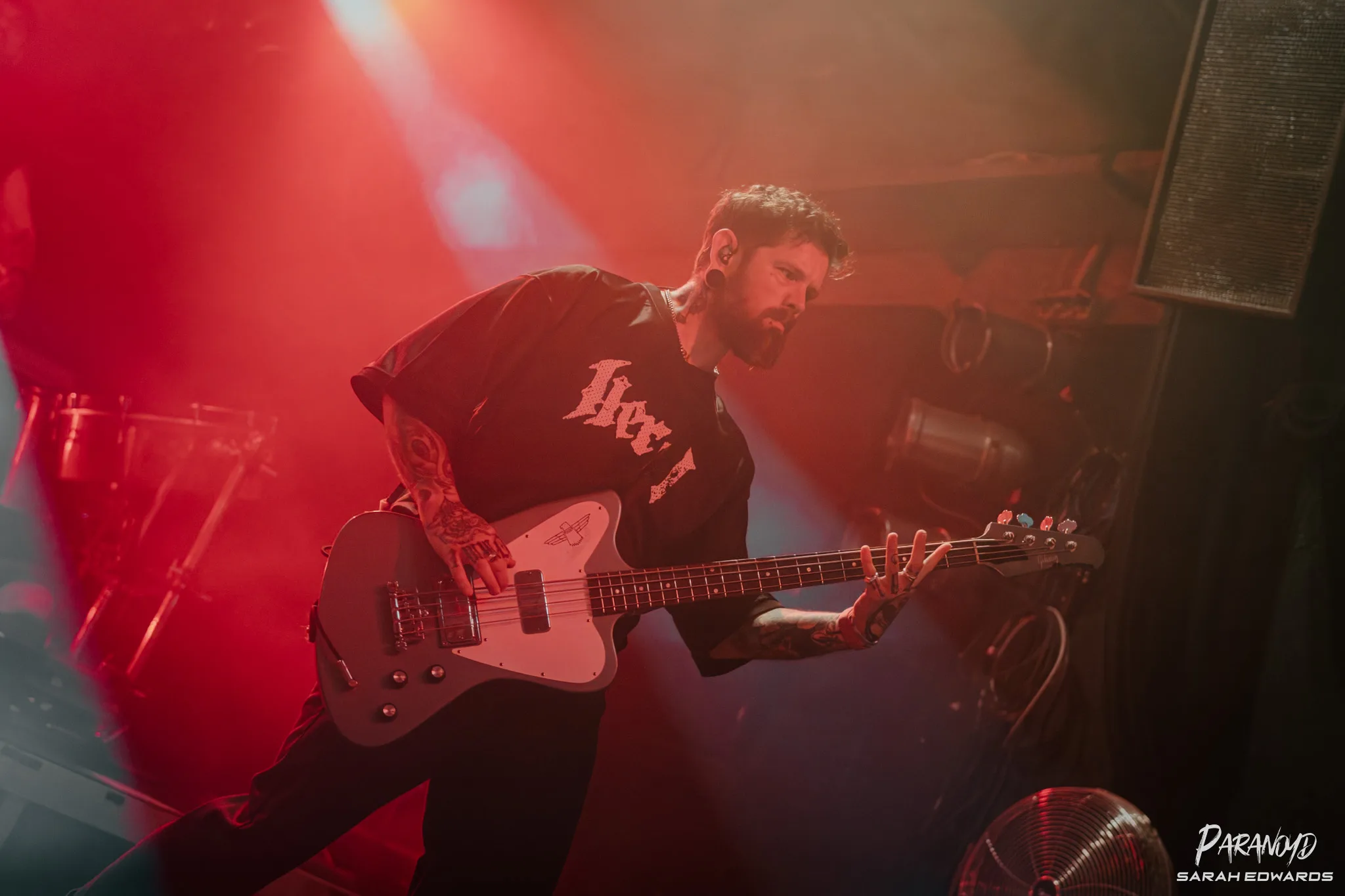 Bury Tomorrow bei der Show vor begeistertem Publikum beim Konzert in Karlsruhe © Sarah Edwards