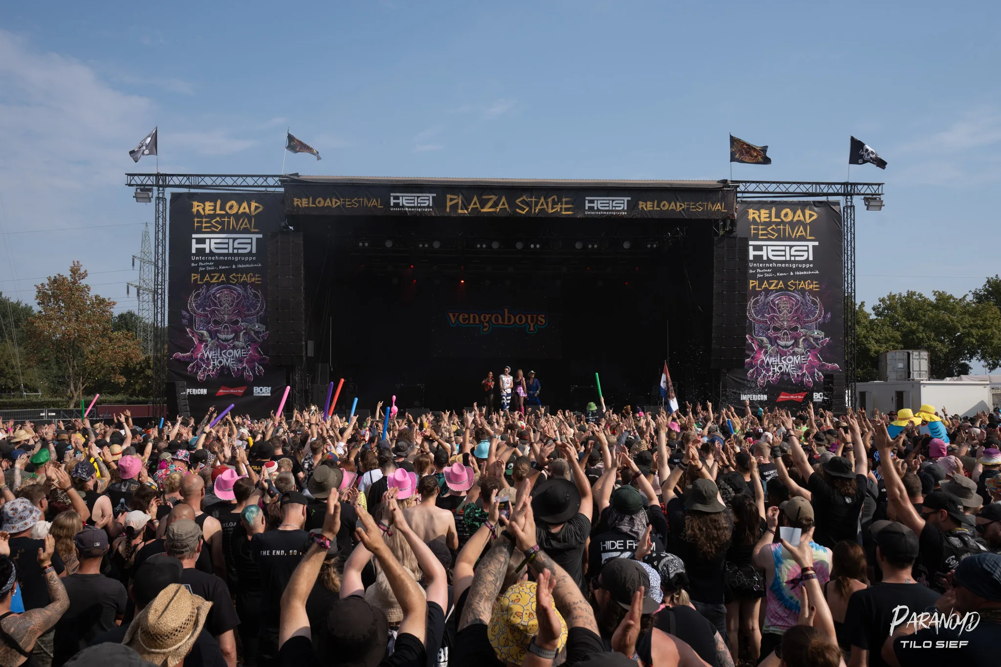 Reload Festival bei der Show im Scheinwerferlicht © Tilo Sief