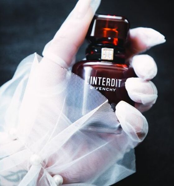 Givenchy- L’INTERDIT ROUGE