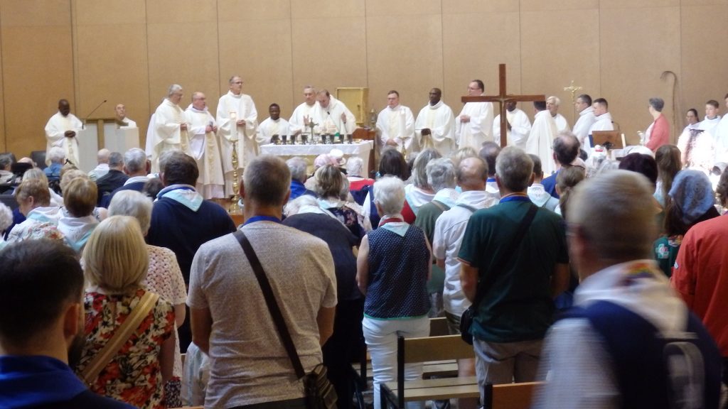 Les UP de Mouscron & des 5 Clochers à Lourdes, 18 juillet 2024 - La messe d'ouverture