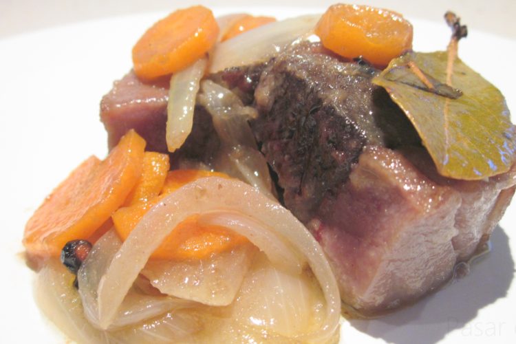 Atún en escabeche