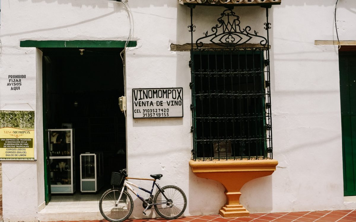 what to do in Mompox Colombia | drink vino de mompox