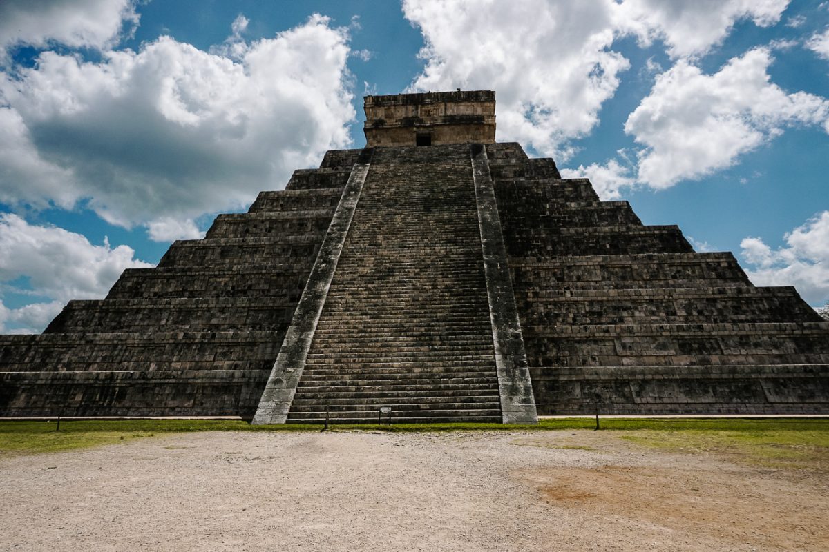 Temple of Kukulcán in Chichen Itza Mexico