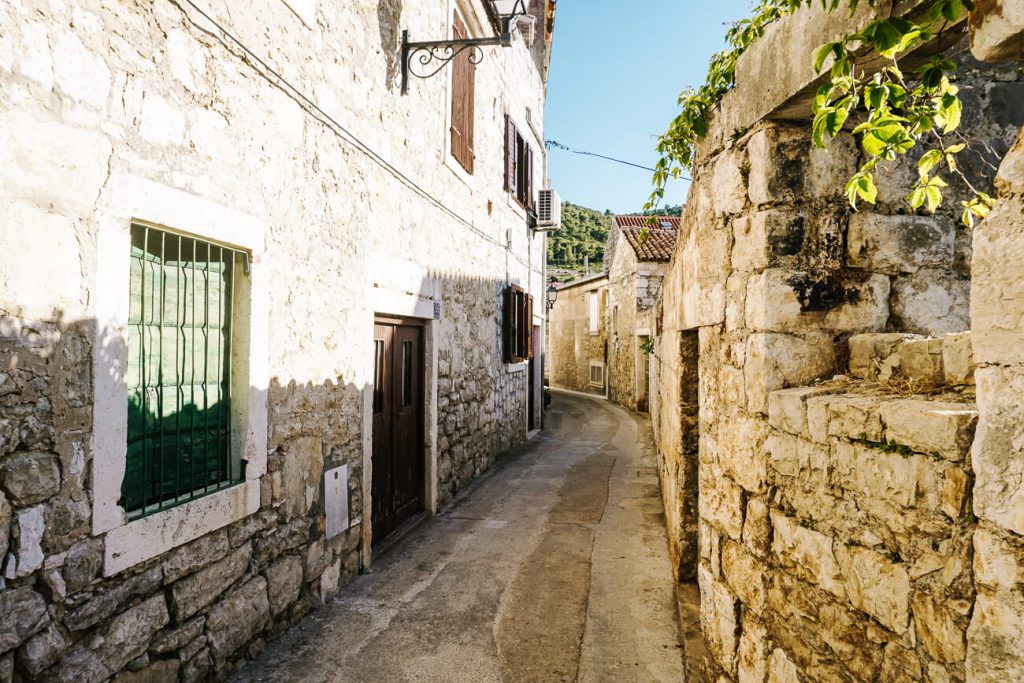 streets of Vis town