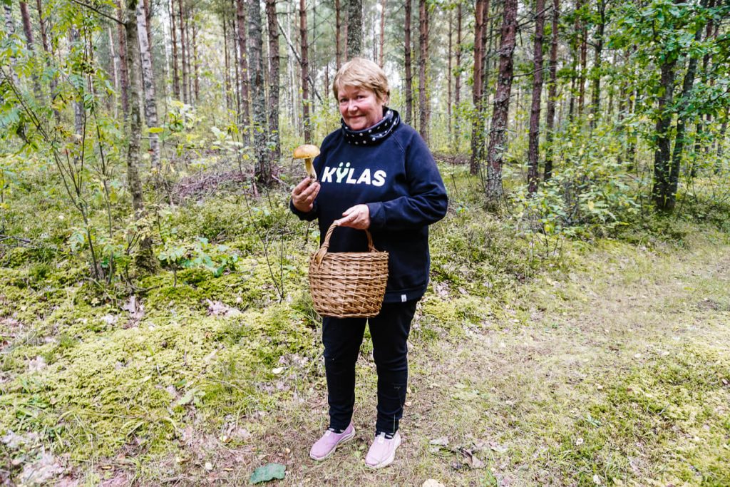Ene Sprenc | Bezoek een boerderij en leren alles over kruiden en paddenstoelen in Zuid Estland