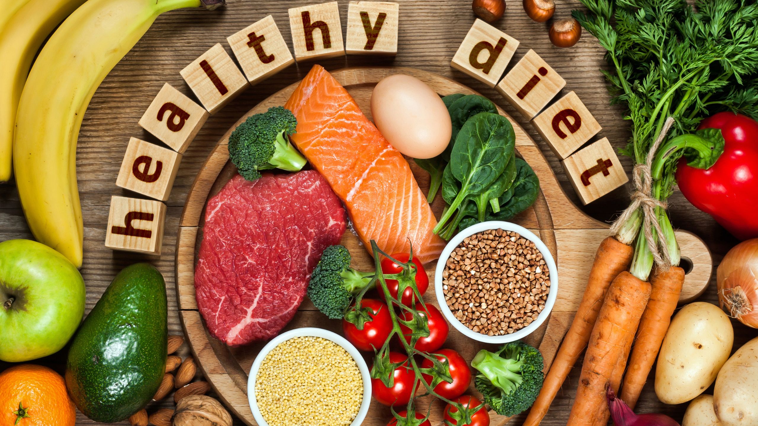 text saying Healthy diet over a grid showing various cartoon styled foods