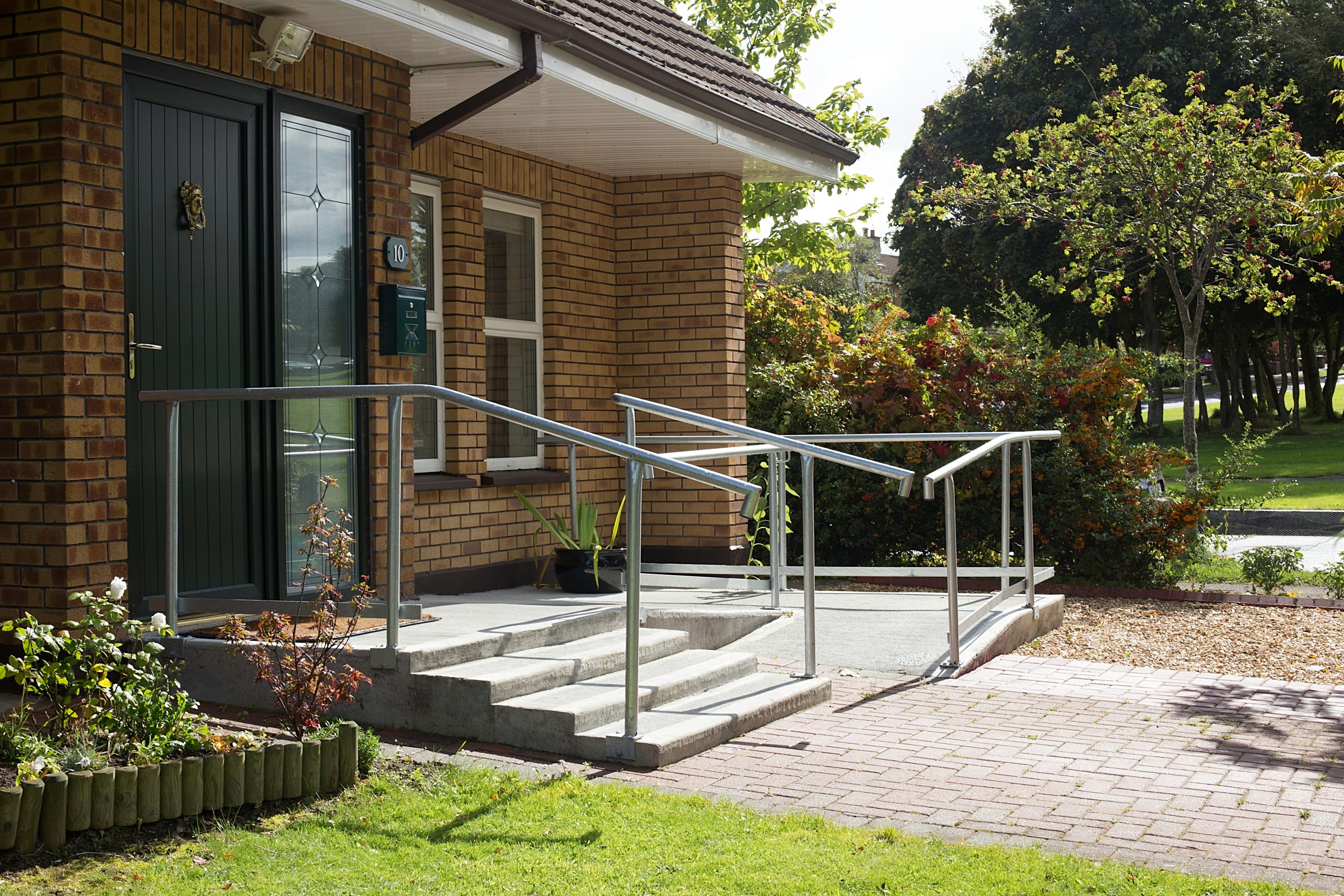 Image showing steps and a ramp to an accessible home
