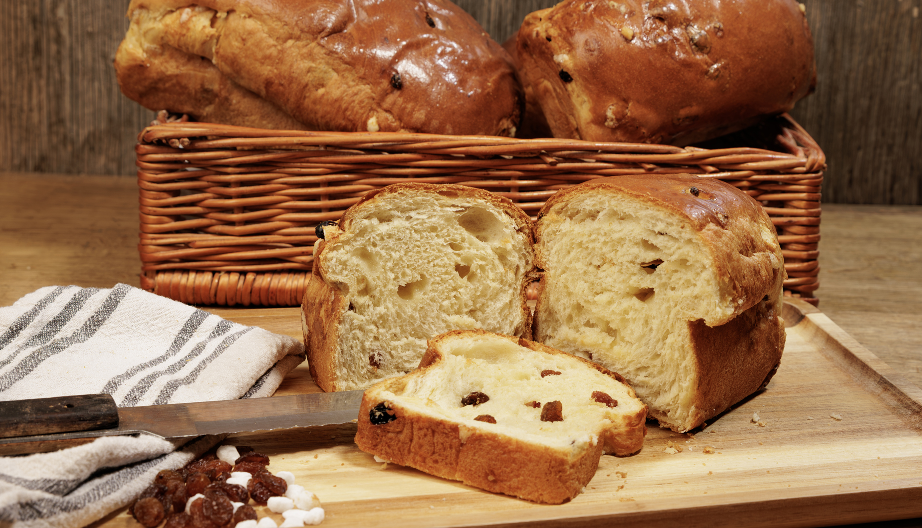 9232-pain-brioche-camique_1848-1059