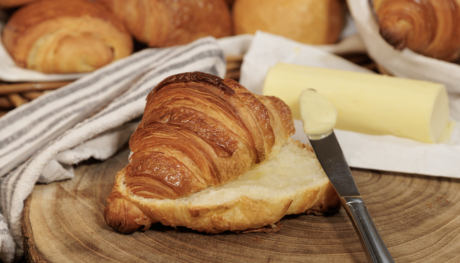 9346-croissant-1848-1059