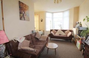 Pdgroup gold properties 2 flats end of terrace House Located in Morecambe living room 2