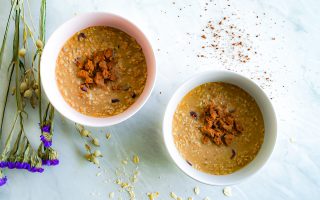 Foto van de overnight oats met koffie van Peanuts & Nutmeg.