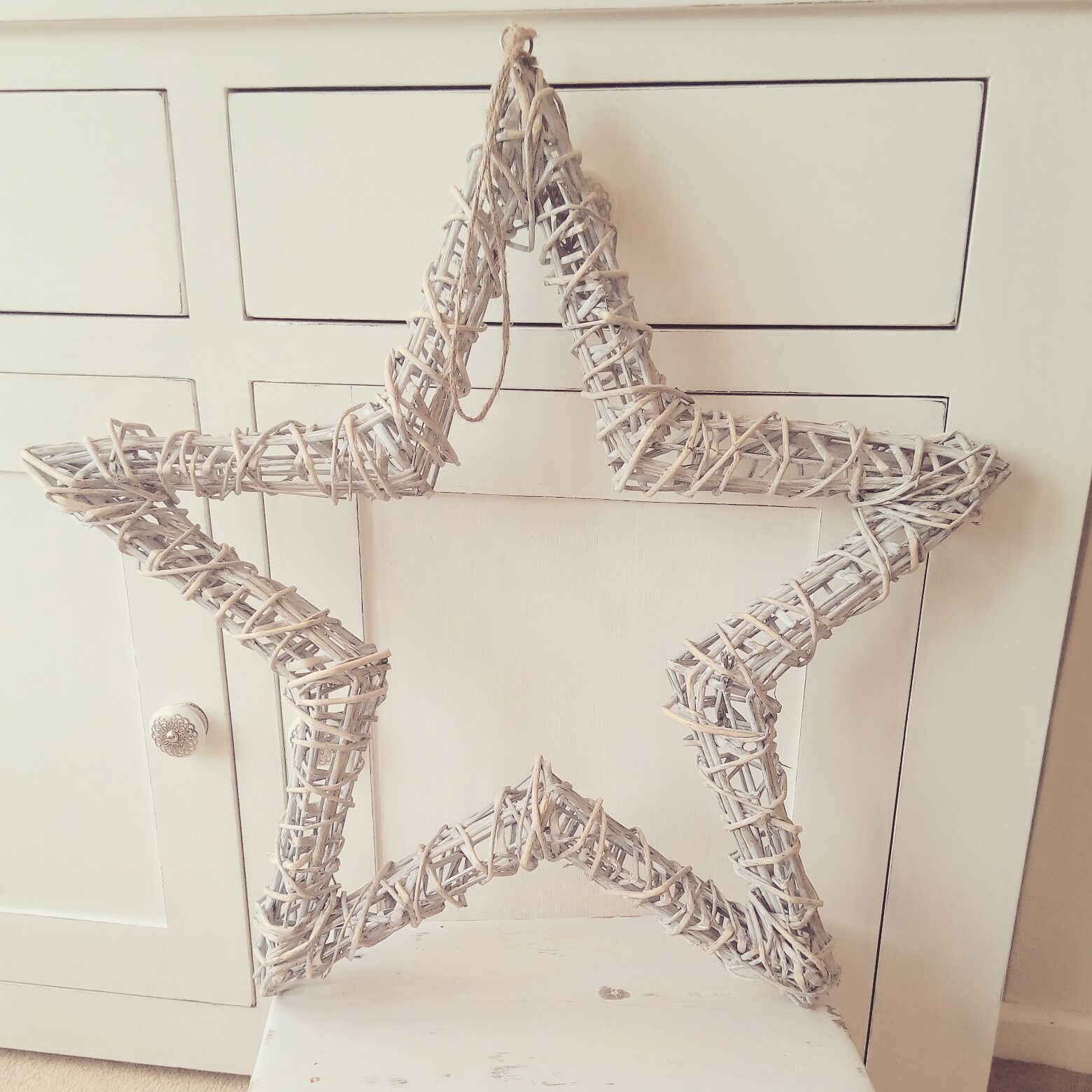 Hanging Grey Washed Willow Star Large Gifts
