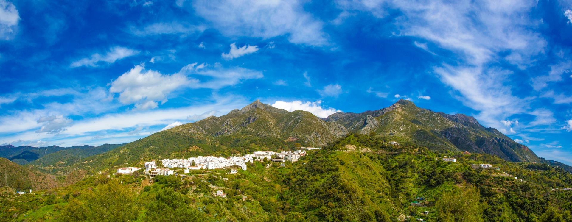 Cerros De Los Lagos