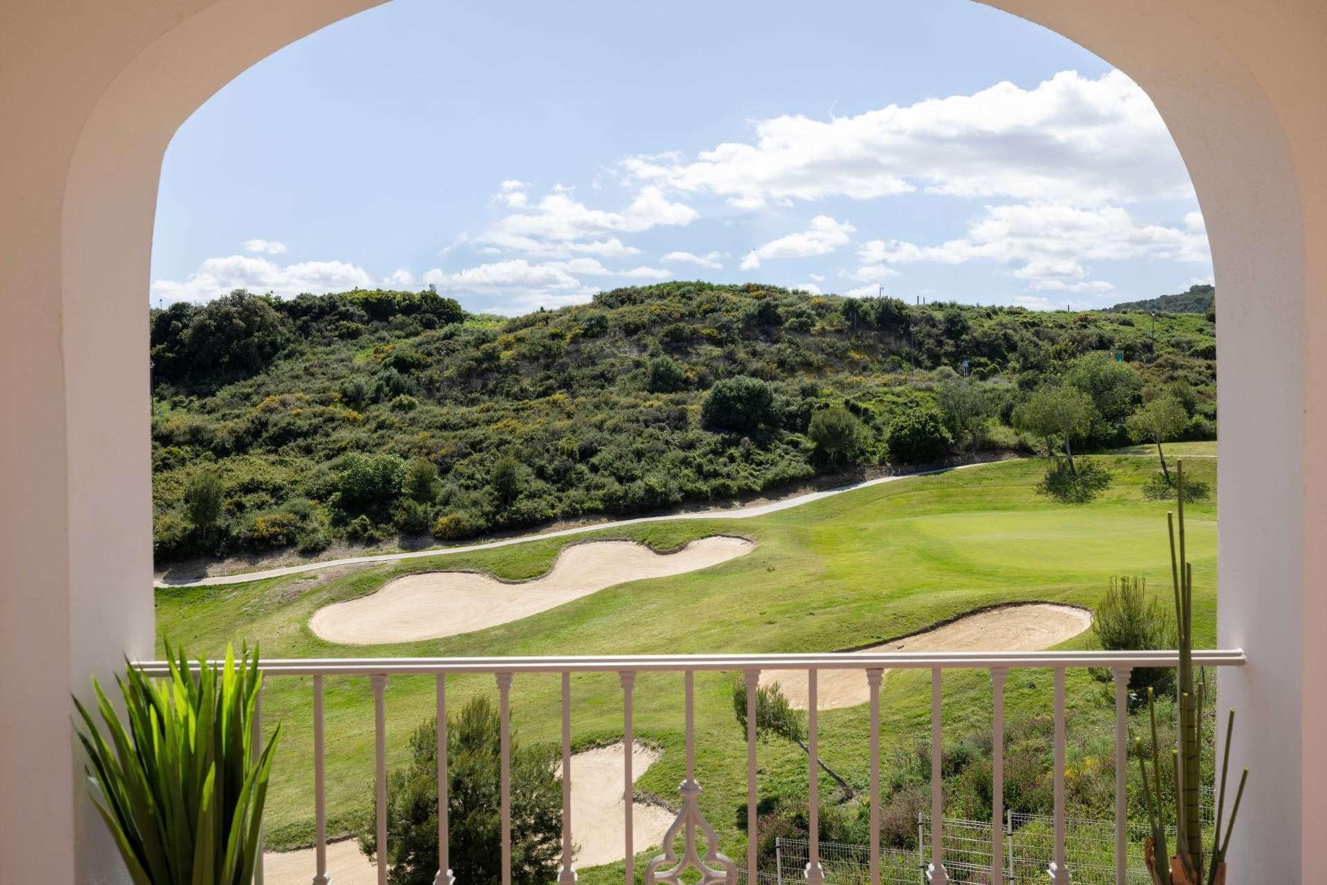 Azata Golf