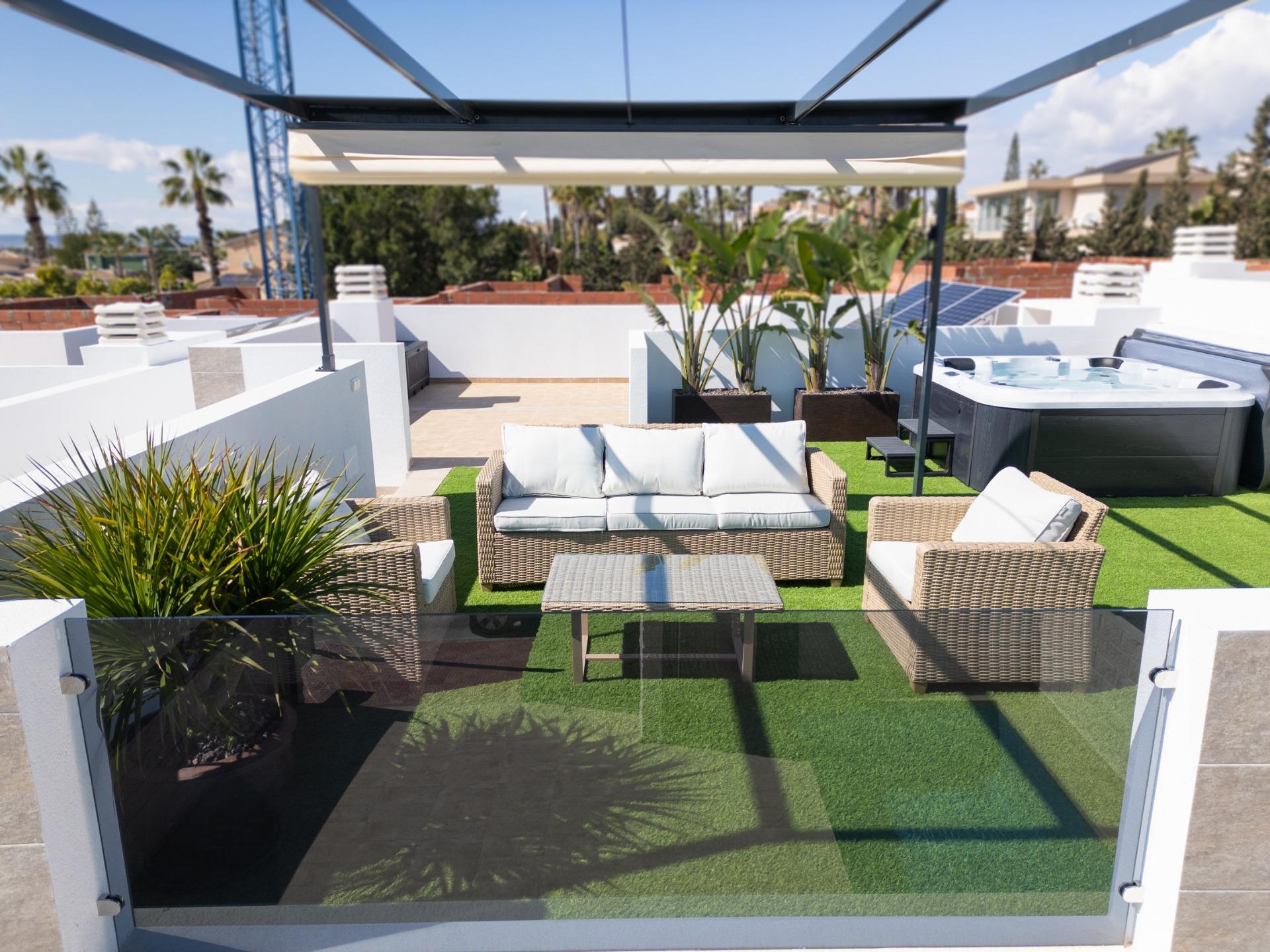 Oasis La Marina