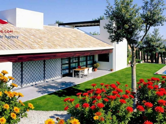 Peraleja Golf, Villa 5.1, overlooking 9th and 10th holes