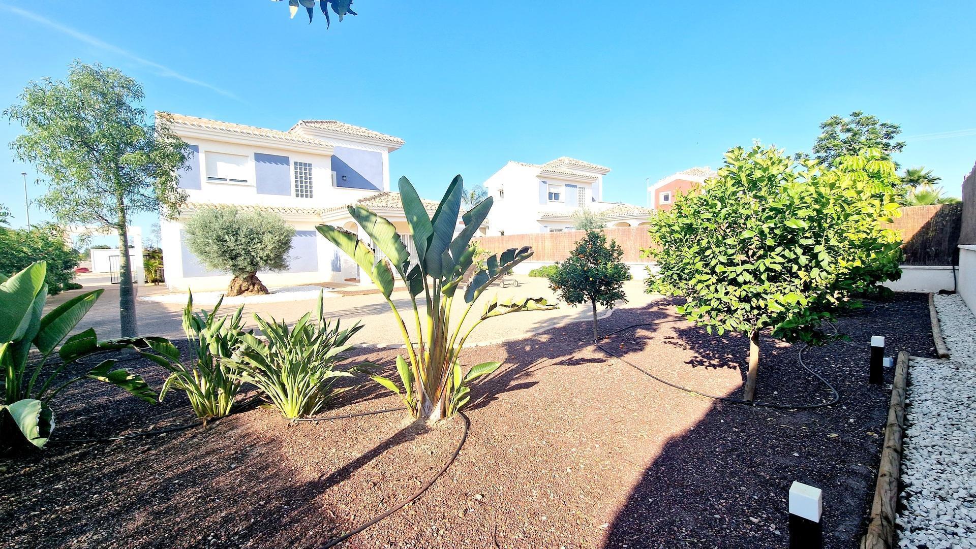 detached in Purias — Ref 17626