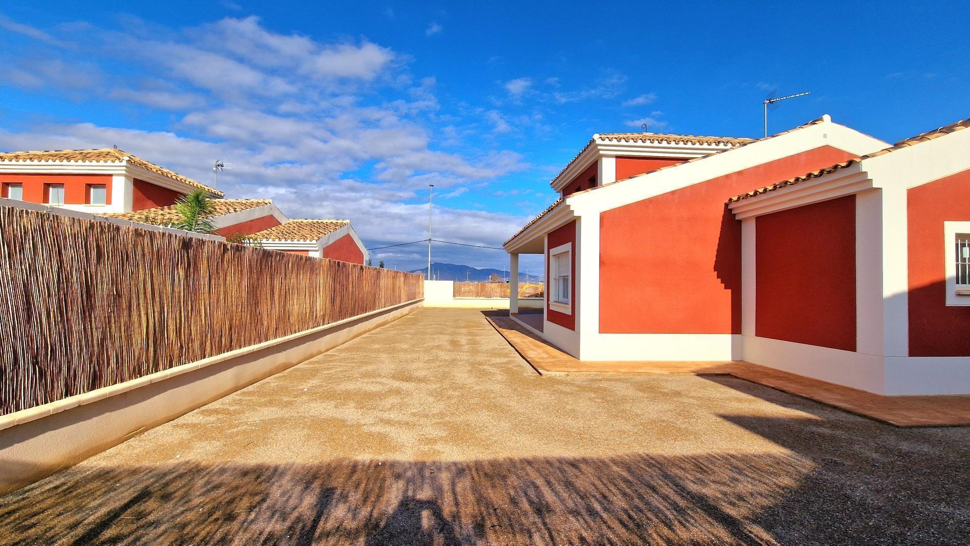 detached in Purias — Ref 17626