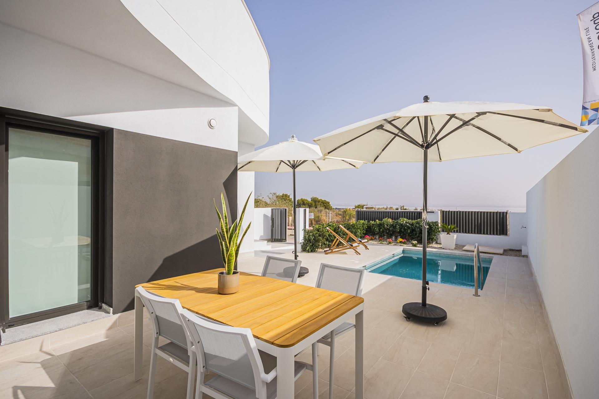 terraced in Torrevieja — Ref 36145